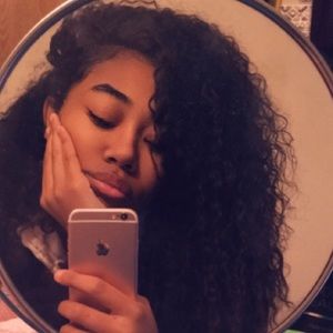 Meet your Posher, Janet